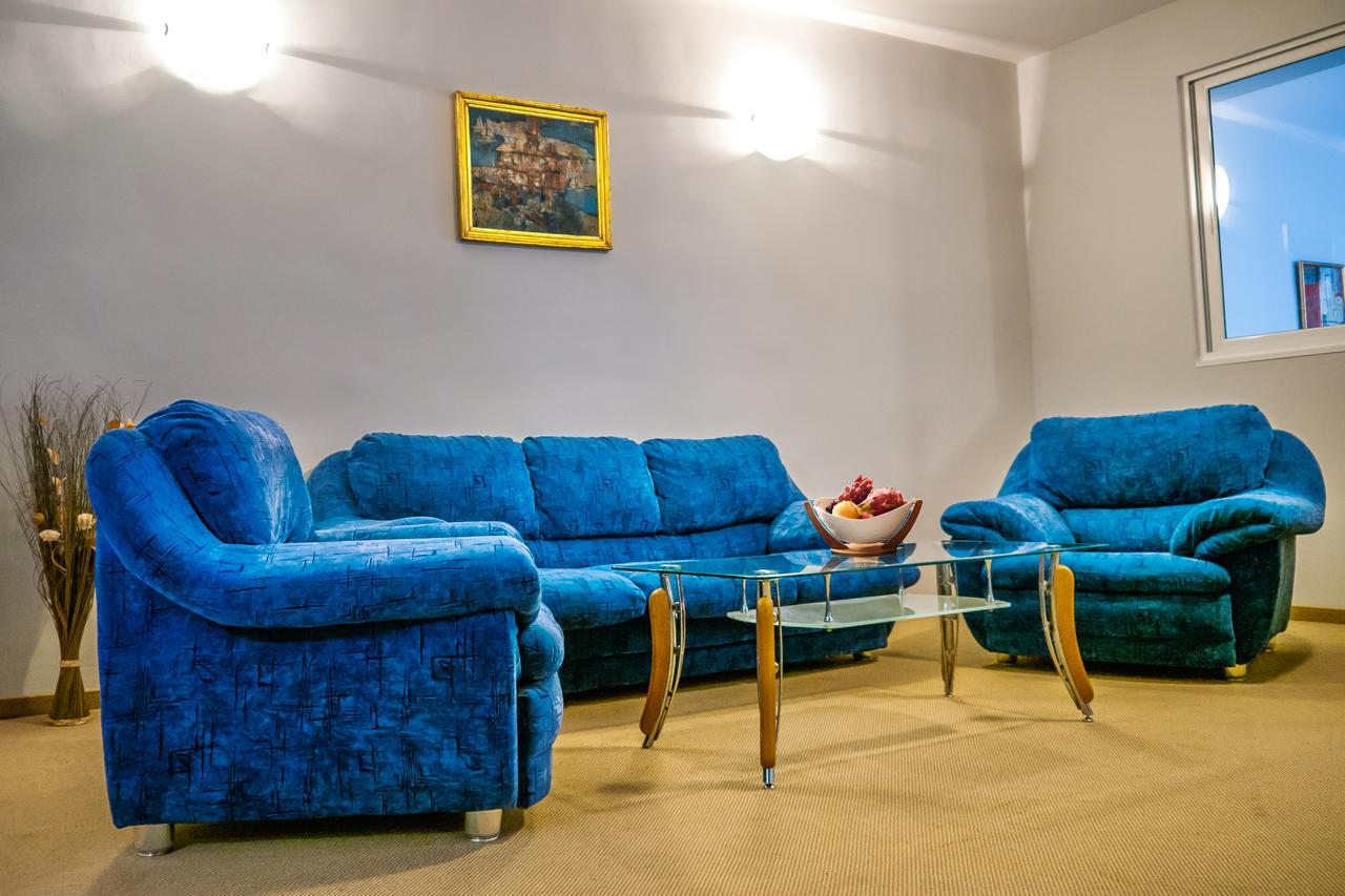 Diana Palace Yambol المظهر الخارجي الصورة